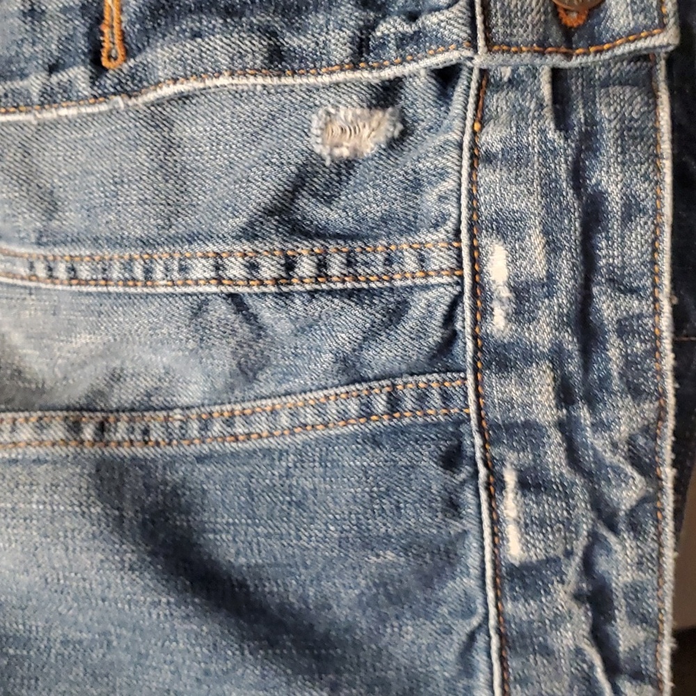 holister distressed denim jacket - Picture 11 of 12